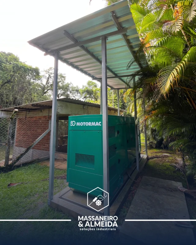 Cobertura para Gerador
➡Proteger seus equipamentos contra sol intenso, chuvas, ventos e outros fatores ambientais nunca foi tão essencial para garantir sua durabilidade e desempenho. Nós projetamos, fabricamos e instalamos coberturas metálicas sob medida, adaptadas a diferentes necessidades e tamanhos, garantindo resistência, segurança e um acabamento de alta qualidade.📲Acesse nosso site e conheça mais sobre nossas coberturas! www.massaneiroealmeida.com.br